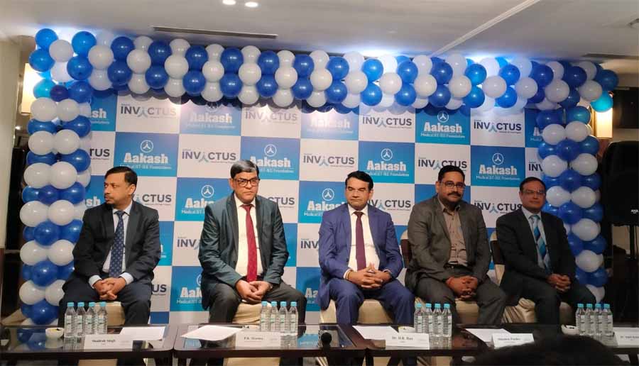 आकाश एजुकेशनल ने एस्पायरिंग इंजीनियर्स के लिए पेश किया आकाश इनविक्ट– अल्टीमेट जेईई प्रिपरेशन प्रोग्राम