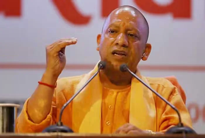 सैनिकों ने बलिदान देकर देश की एकता-अखंडता को बरकरार रखा : सीएम योगी