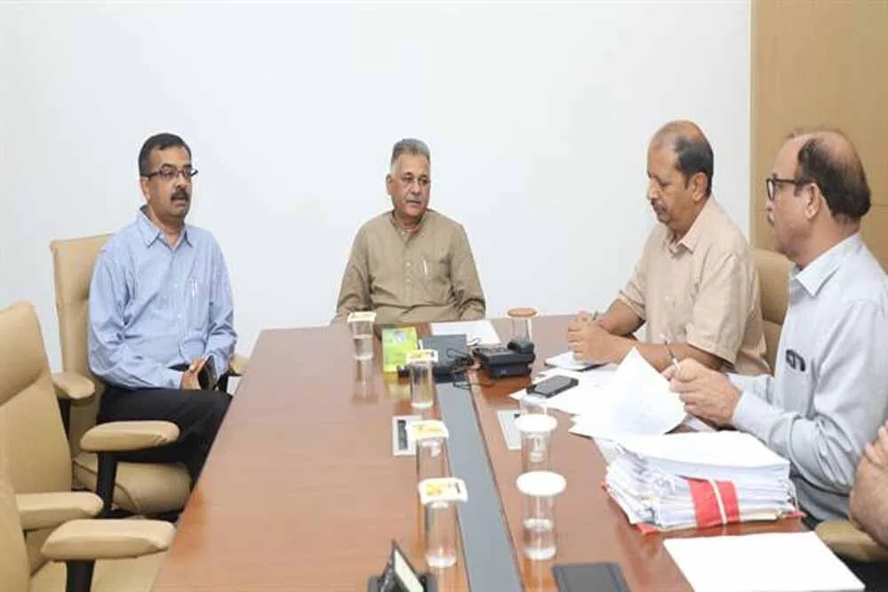 उच्च शिक्षा मंत्री परमार ने उच्च शिक्षा विभाग की समीक्षा कर आवश्यक दिशा निर्देश दिए