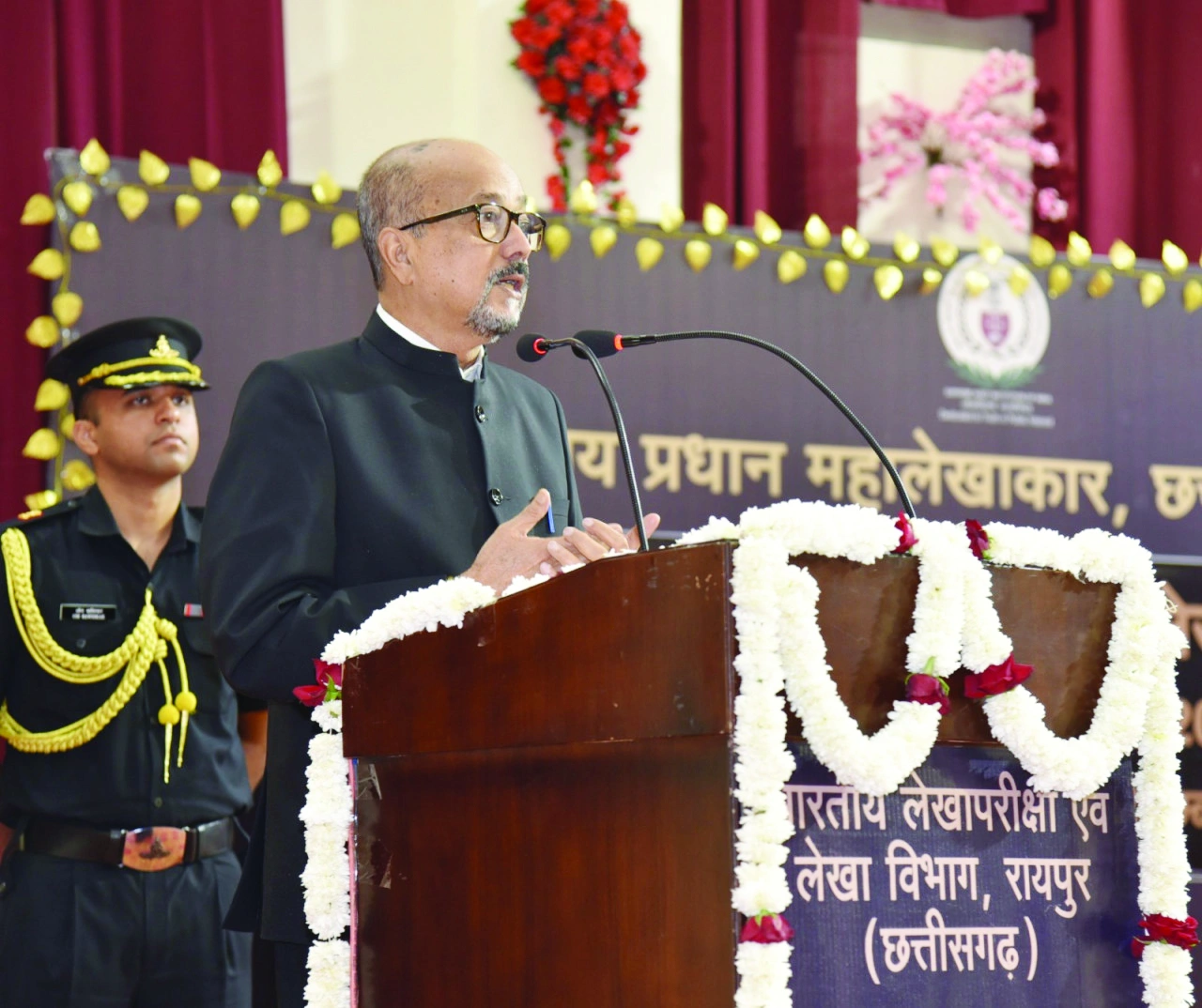 लोकतांत्रिक ढांचे में कैग की सर्वोच्च भूमिका पर राज्यपाल श्री रमेन डेका का जोर