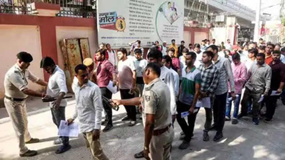 AEDO परीक्षा घोटाल,5 जिलों में एक जैसा पैटर्न, 38 गिरफ्तार