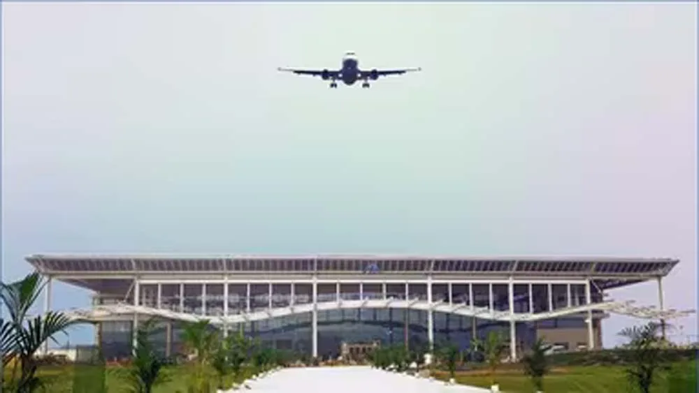 प्रयागराज एयरपोर्ट पर 'फ्लाईब्रेरी' की शुरुआत, अब उड़ान में मुफ्त पढ़ें पसंदीदा किताबें