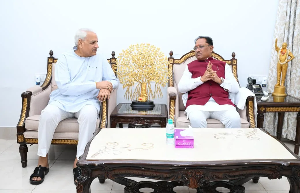 14वें इंडिया इंडस्ट्रियल फेयर की तैयारियों पर मुख्यमंत्री साय से हुई अहम चर्चा