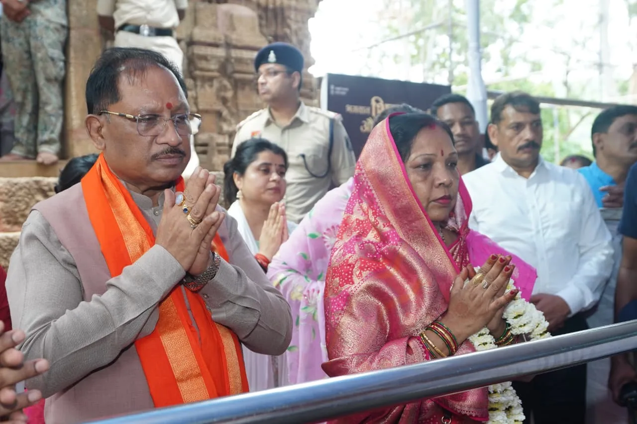 मुख्यमंत्री विष्णुदेव साय ने भोरमदेव धाम में टेका माथा, छत्तीसगढ़ की खुशहाली की मांगी दुआ