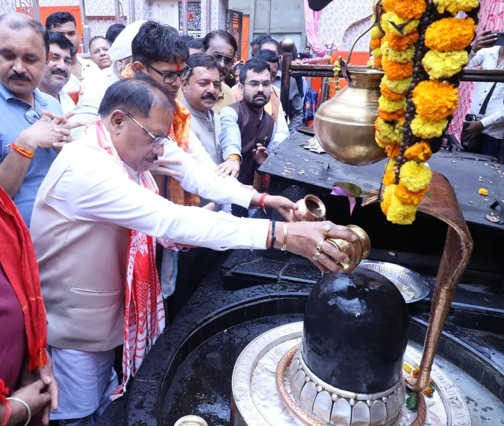 गुरु पूर्णिमा पर सत्यनारायण बाबा धाम पहुंचे मुख्यमंत्री विष्णु देव साय, प्रदेश की सुख-समृद्धि के लिए की पूजा