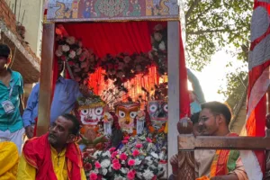 गरियाबंद में श्रद्धा संग संपन्न हुई भगवान जगन्नाथ की बाहुड़ा रथयात्रा